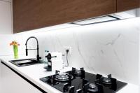 Soni Luxury Apartments 321 Plaza with Free Private Parking & Self Check-in - Chambres d’hôtes Bucarest