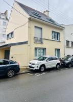 Villa SPA privé, terrasse, jardin clos, 10 personnes, centre ville à 5min - Chambres d'hôtes Lorient