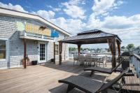 Stay at The Neck - B&B Gloucester