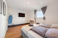 LivingLike-4P-central-modern-private-parking - Chambres d’hôtes Plochingen