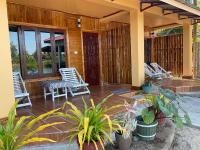 Pan guest house Donkhone - B&B Ban Donsôm