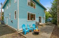 Cozy 3BR House with Lake View near Hiking Trails - B&B Maple Valley