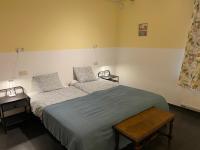 Two-Bedroom House (6 Adults)