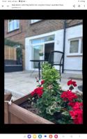 Delightful newly refurbished 3 bedroom family home Worthing - Chambres d'hôtes Heene