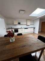 Frisch sanierte und große helle Wohnung in Löhne - Ferienwohnung Löhne