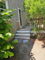 Forest Homestay near Cape Cod - Bed and Breakfast Wareham