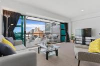 Spacious One Bed Waterfront Apartment - B&B Auckland