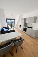 Exklusiv 2BR Penthouse Dß! Big Terrace&Garage! - Bed and Breakfast Wenen