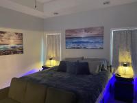 Suite on Banks Ave - B&B Superior