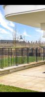 Apartment 2 bedroomed with Frozen view at Disneyland Paris, garden and private parking - Chambres d'hôtes Chessy
