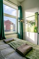 Tallis House, near City Centre, Sleeps 8 by NMB Property - B&B Manchester