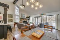 Osage Beach Getaway - 1 Mi to Margaritaville Fun! - B&B Osage Beach