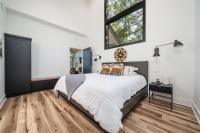 "In the Trees" Treehouse Resort - Chambres d’hôtes Hot Springs