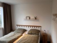 2-Raum-Appartment Nähe alte Maschienenhalle GUT Solingen, gute Anbindung ÖPNV - Chambres d'hôtes Solingen