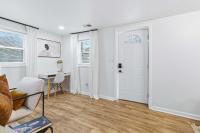 Private Double Room with Private Bathroom - B&B Dallas