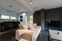 NADA Home - Ferienwohnung Čelebić