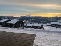 Mountain Panorama Lodge - Private Sauna & Sunset Deck - B&B Voss