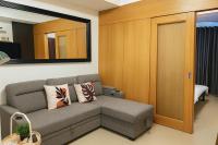 Very Spacious Condo at Mall of Asia - B&B Manila