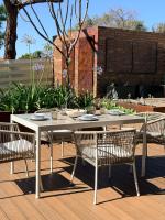 The Lawley Edit, 2 Bed Stylish Retro Townhouse - B&B Perth