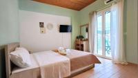 Sivota Panorama Apartment with Stunning Sea Views - B&B Syvota