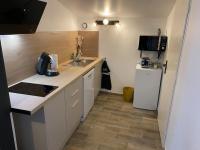 Dépendance cocooning au coeur d'une propriété - B&B Saint-Laurent-de-Mure