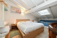 DESENZANO deliziosa suite centrale con AC e WIFI - B&B Desenzano del Garda