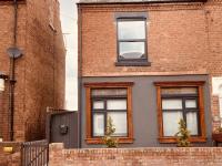 Cosy and Peaceful Maisonette with Terrace, Kidderminster - Ferienwohnung Kidderminster