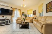 Large Cozy House near the sea - Kolimvari Village - 6 Pax - B&B Kolympári