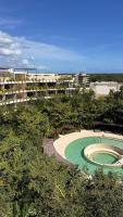 Mistiq, departamento con balcon y albercas con vistas impresionantes - Chambres d’hôtes Tulum