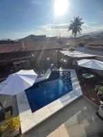 Casa para 12 pessoas com piscina - B&B Caraguatatuba
