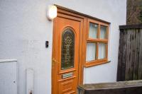 3-bedroom house for contractors in Birstall, Leeds - B&B Birstall