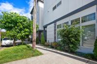 NEW! Central Ballard 3BR Townhome Fits 8 Free Parking AC Family Friendly - Chambres d'hôtes Seattle