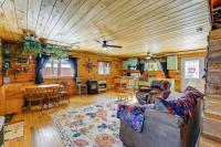 Family Cabin! Close to Greenbrier River & Snowshoe - B&B Cass