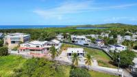Casa Blue Laguna II |"Tropical Escape with Ocean Views I Steps to Bio Bay & Seven Seas I Guest Discounts on Boat Tours" - B&B Fajardo