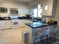 Spacious 2 Bed, 2-Bath Apartment in Monterey Park - B&B Monterey Park