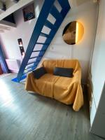 Studio cosy chambre mansardee Monnet-Mermoz Tram Métro 15 mnParis - B&B Rungis