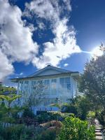 Querencia Cabin - B&B Gitgit