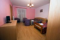 Dreibettzimmer mit Balkon