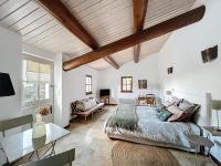 Clos des Cassis - Maison d'Hôtes - B&B Villeneuve