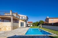 Oasis Jadreski Pool Residence - B&B Pola