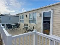 Cosy Caravan With Side Decking At Felixstowe Beach Holiday Park Ref 55012Sw - Chambres d’hôtes Felixstowe
