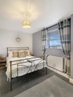 2 Bed Central Grantham Sleeps 6 Free Parking Free Gym Access - Chambres d'hôtes Grantham