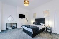 Large 4 bed House Sleeps 8 By Host A Home - Ferienwohnung Manchester