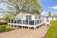 Acorns - B&B Poole