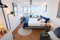 BeckHomes Munich, Stylish, central & modern 3BR Apartment up to 7 Pax - Chambres d'hôtes Munich