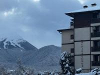 Уютни планински апартаменти с басейн в комплекс Алпин Лодж - Chambres d'hôtes Bansko