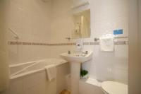 Habitación Familiar (2 adultos + 1 niño)