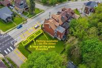 Hot Tub W/ 3 Beds 2 Bath Games & Huge Backyard - B&B Pittsburgh