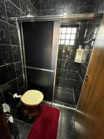 Loft D Mobiliado, individual com ar condicionado e garagem privada - Chambres d’hôtes Dourados