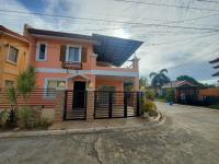 VERDANT by Vista Manors Deluxe Rooms with Balcony, Gym and Swimming Pool - Chambres d'hôtes Puerto Princesa